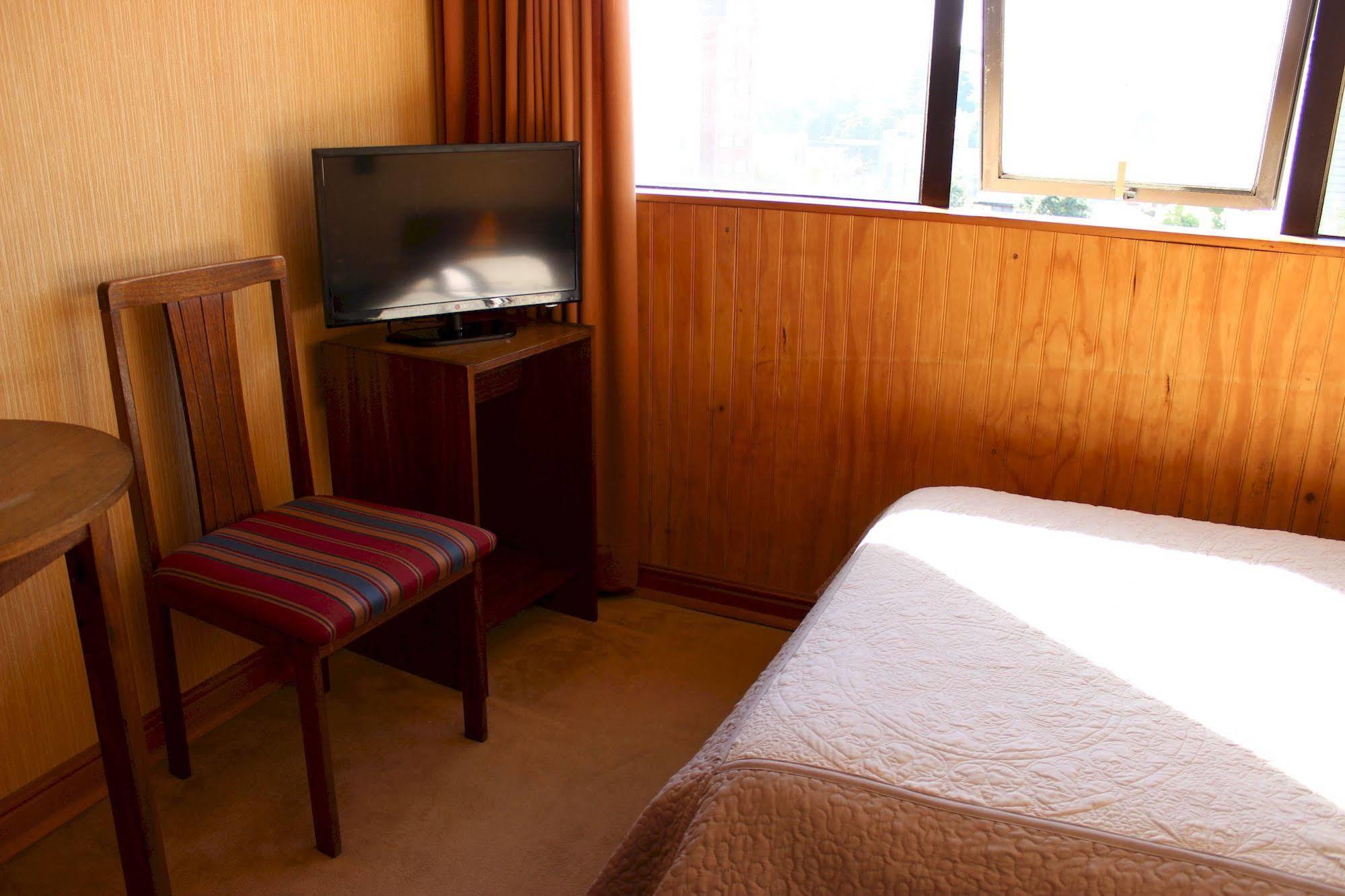 Hotel Antupiren Puerto Montt Exterior photo